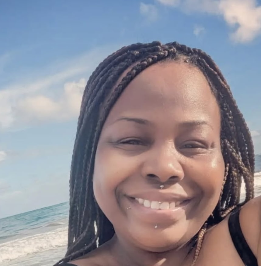 new therapist Hollie who offers chair massage Maryland -